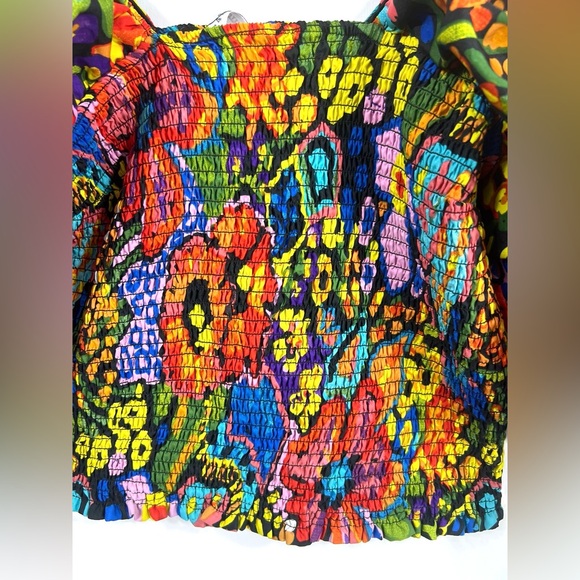 Live 4 Truth Multi Color Vacation Crop Top Puffy Sleeve Large - Picture 5 of 9